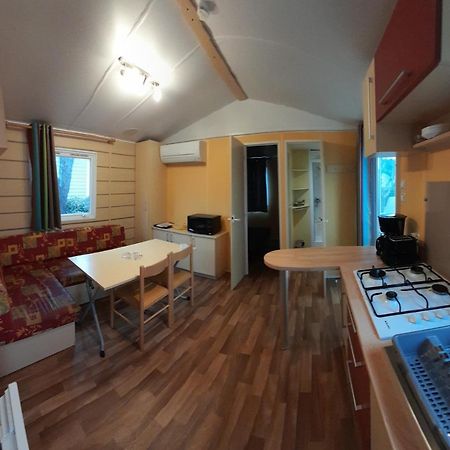 Mobil Home Climatise 5 Pers 11210 Port La Nouvelle Bagian luar foto